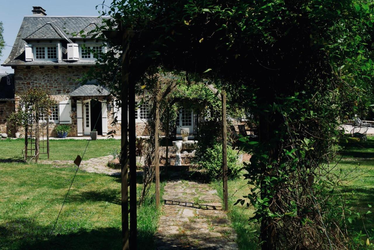 Manoir De Chantemerle Sainte-Fortunade 外观 照片
